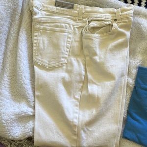 Women’s white denim
